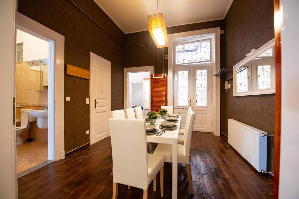 Very central convenient large AC place Budapest Exterior foto